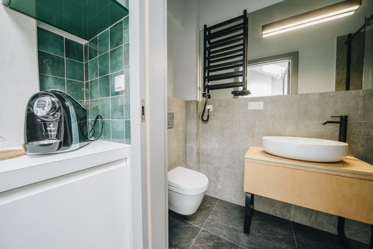 Forest Nook Main Square Loft Красков Екстериор снимка